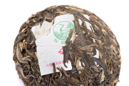 Pressed Raw Pu-erh Tea - Sheng puer 2016 "Golden thread" brand "Pine and crane" factory "Xiaguan" nest 100 g, 