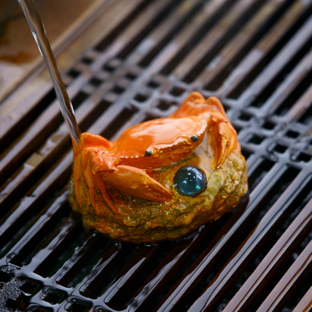 Чайная фигурка меняющая цвет "Краб с жемчугом". Price: ₽1,690 rub.