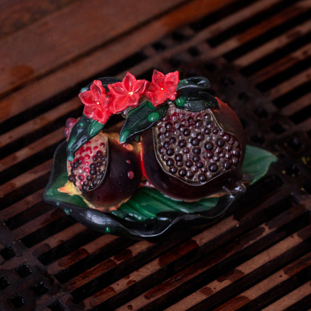 Чайная фигурка меняющая цвет "Гранат". Price: ₽2,270 rub.