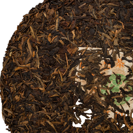 Pressed Raw Pu-erh Tea - Sheng pu-erh 2000 raw material from the village of Laobanzhang Menghai "Da Yi" 357 g, 