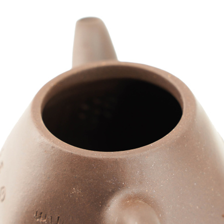 Ceramic teapot from Yixing, Jiangsu "Eggplant", 175 ml.. Price: ₽3,630 rub.