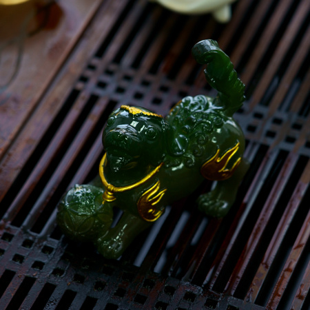 Color-changing tea toy "Emerald Sky Lion". Price: ₽2,960 rub.