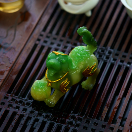 Color-changing tea toy "Emerald Sky Lion". Price: ₽2,960 rub.