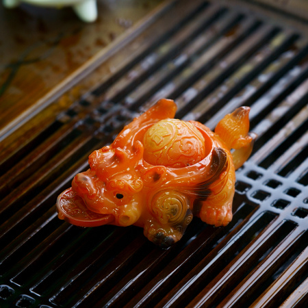 Чайная фигурка меняющая цвет "Би Се". Price: ₽2,090 rub.