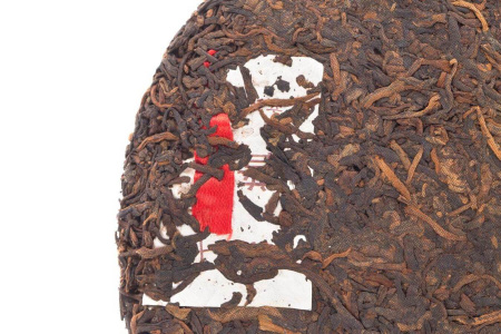 Pressed Rip Pu-erh Tea - Shu Pu-erh 2020 "Red Thread of the Yiwu Mountains" from the Chashuwan factory, 357 g, 