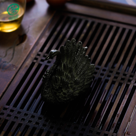 Чайная игрушка меняющая цвет "Черно-Белый лебедь". Price: ₽2,610 rub.