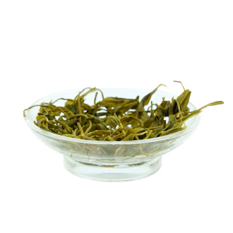 Green tea Xinyang maojian (Fleecy points from Xianyang)