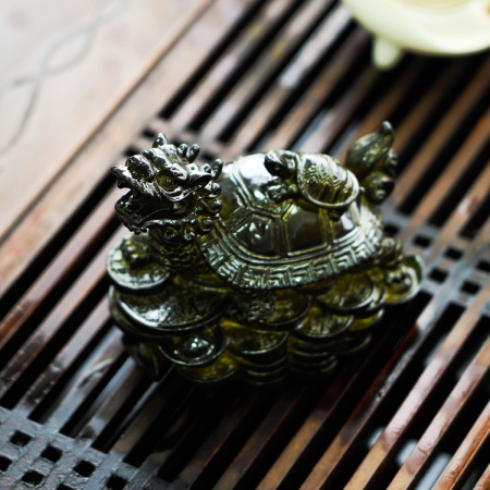 Large color-changing tea toy "Golden Dragon". Price: ₽2,370 rub.