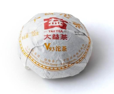 Pressed Rip Pu-erh Tea - Shu Puer 2019 "V93" brand "Dai" plant "Menghai" 100 g, 