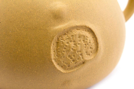 Yixing clay teapot "Pumpkin" by master Gao Wenyi, 250 ml.. Price: ₽19,870 rub.