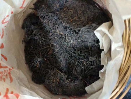 Dark Tea (Hei cha) - Любао 2007 года "07123" в корзине марки "Сань Хэ" 500 гр, 