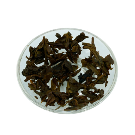 Pressed Raw Pu-erh Tea - Шэн пуэр 2005 г. "Чай с диких деревьев" марки "Сосна и журавль" завода "Сягуань" блин 357 г, 