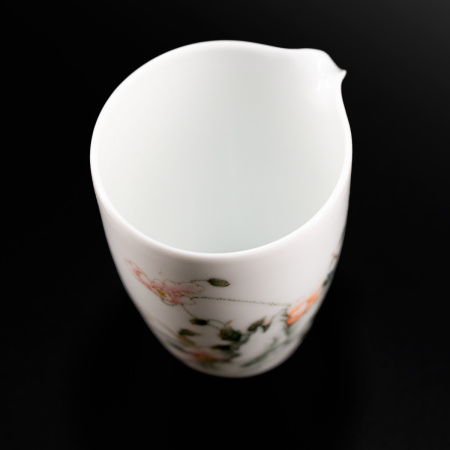 Hand-painted porcelain chahai "Flower Garden" 220ml. Price: ₽10,840 rub.