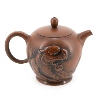 Глиняный чайник из Циньчжоу, Гуанси "Амурский тигр", 210 мл.. Price: ₽27,520 rub.